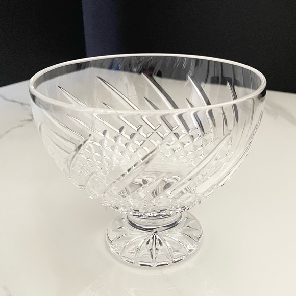 5" Footed Wave Bowl by Waterford Crystal - Picture 7 of 7